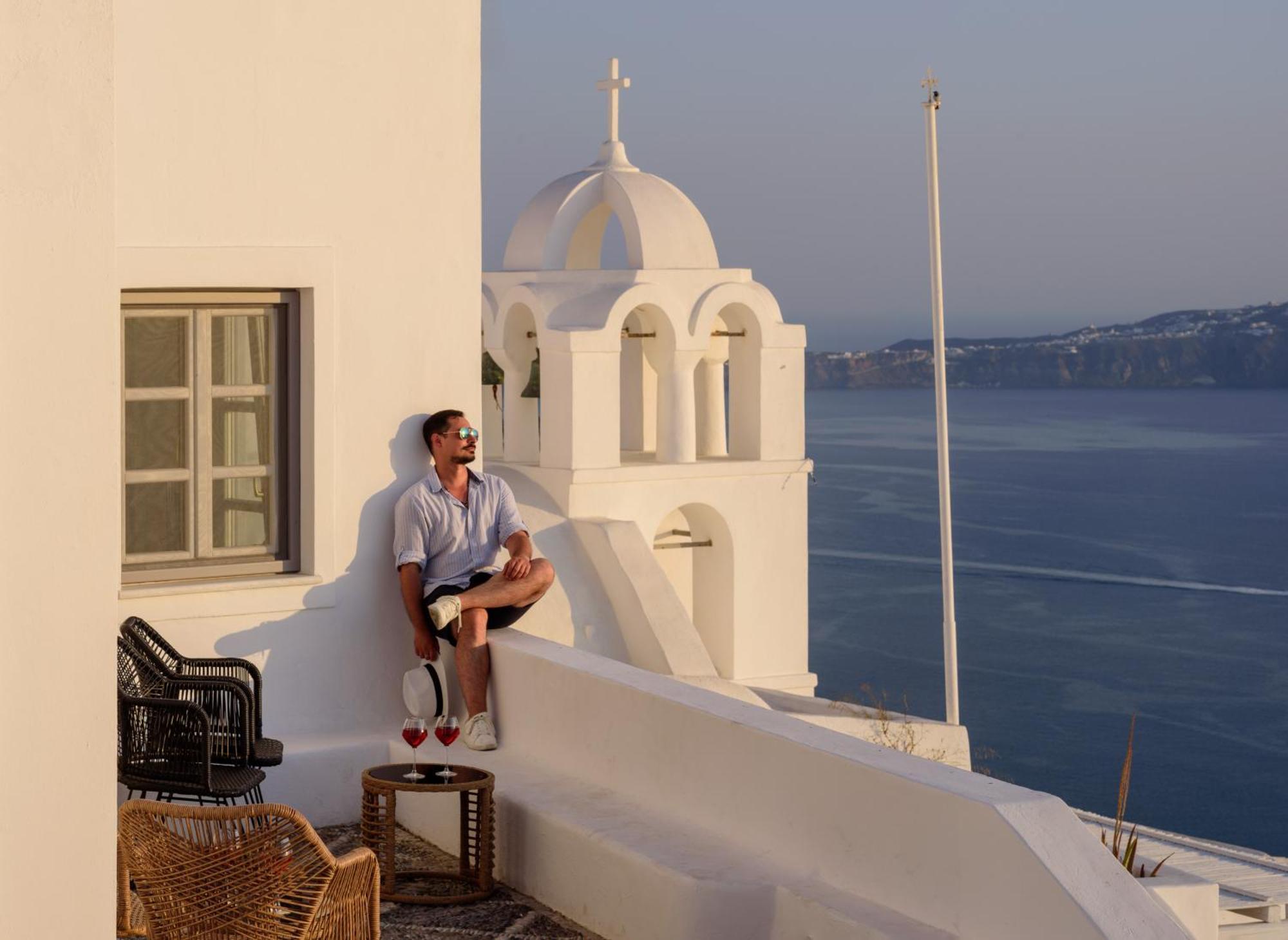 Anemos Family Suites Fira  Exterior foto