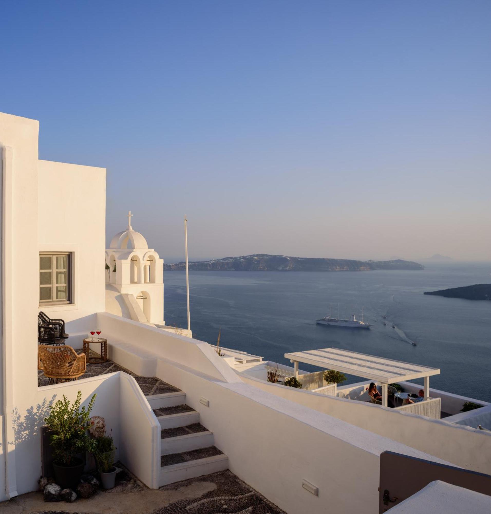 Anemos Family Suites Fira  Exterior foto