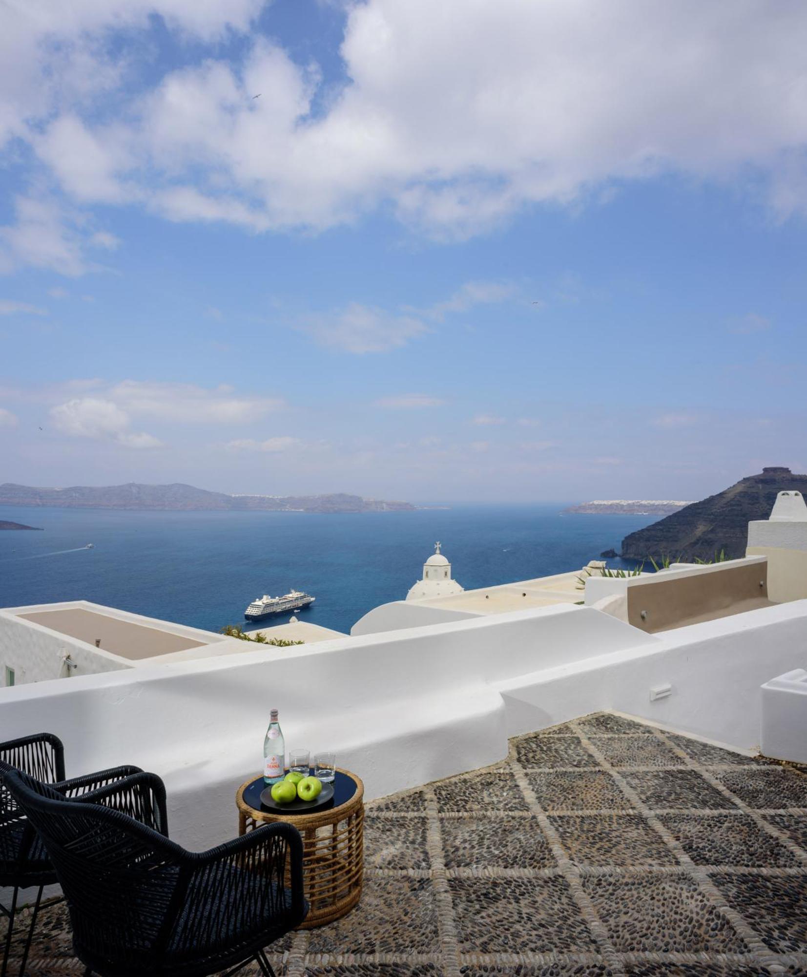 Anemos Family Suites Fira  Exterior foto